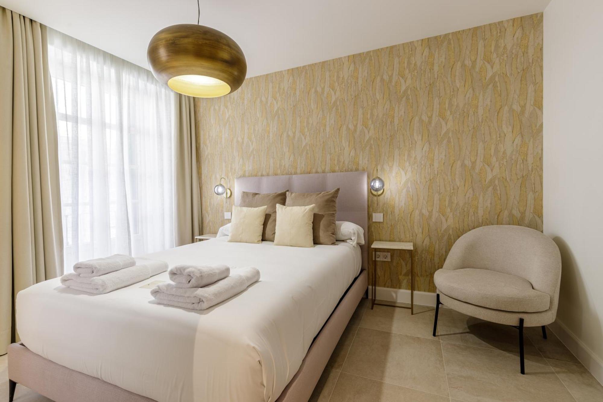Plaza Del Siglo Suites & Boutique Apartments By Caleta Homes مالقة المظهر الخارجي الصورة