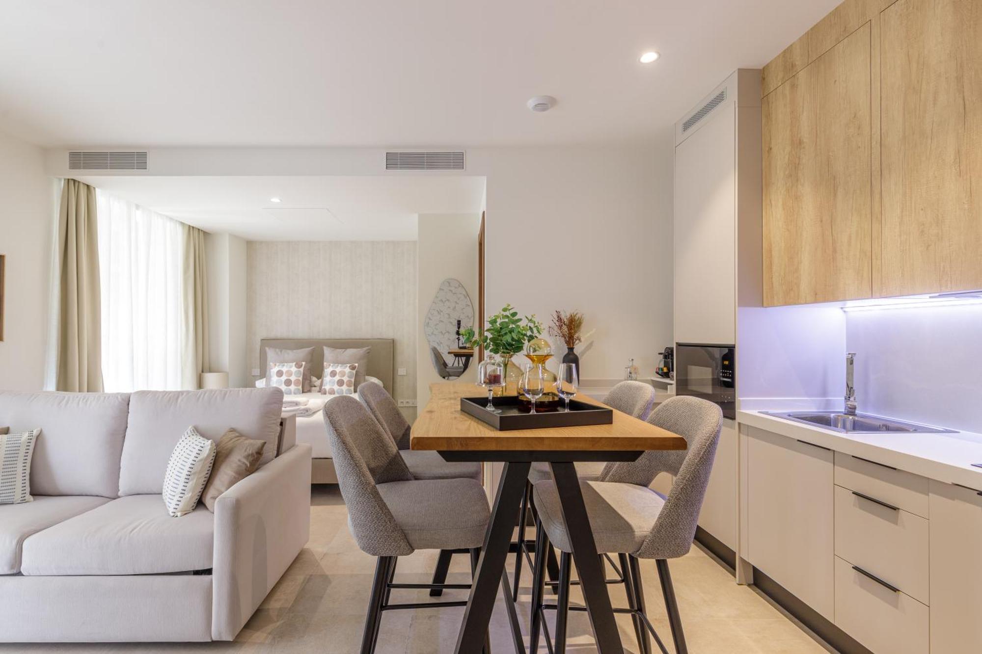 Plaza Del Siglo Suites & Boutique Apartments By Caleta Homes مالقة المظهر الخارجي الصورة