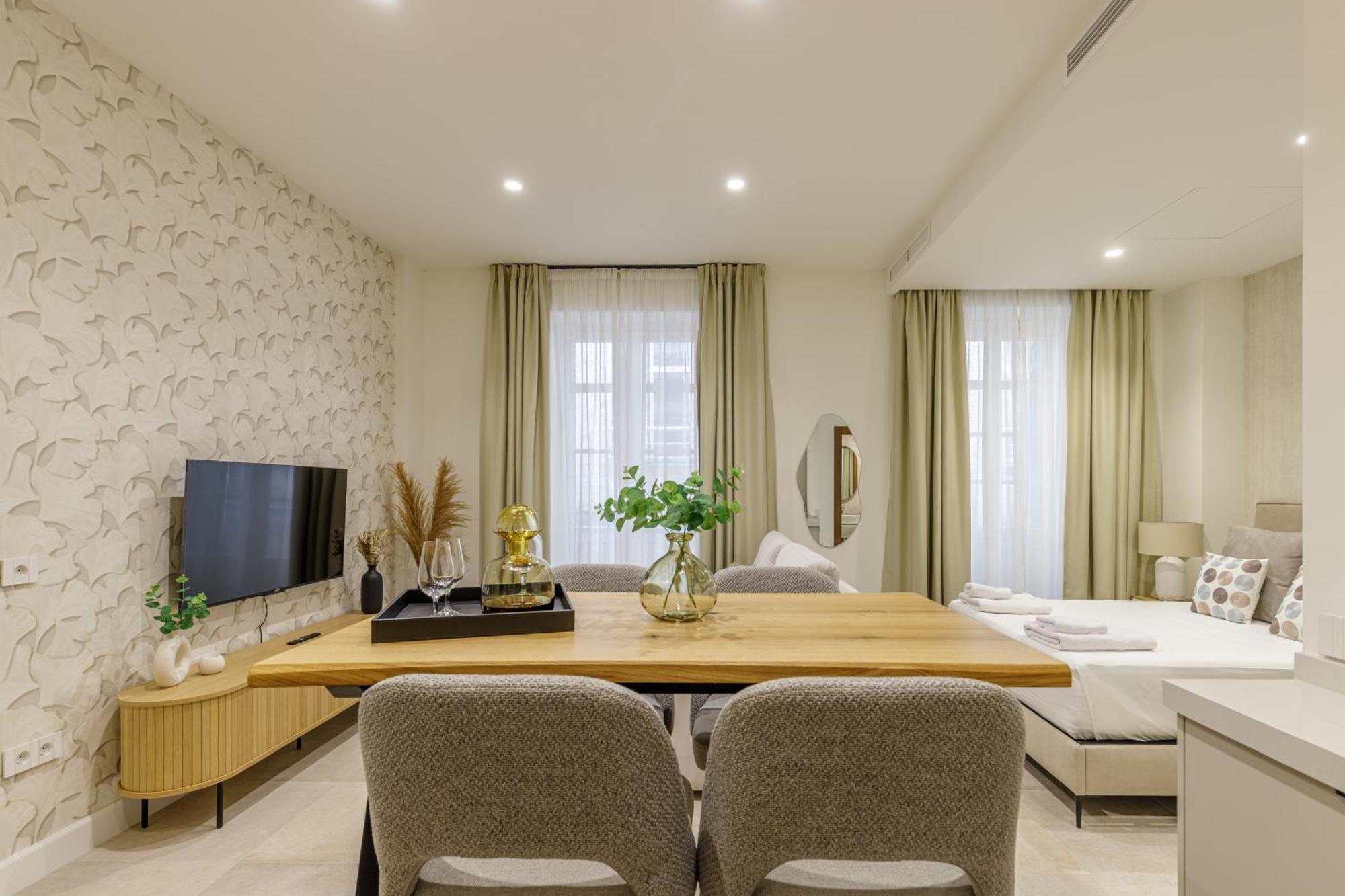 Plaza Del Siglo Suites & Boutique Apartments By Caleta Homes مالقة المظهر الخارجي الصورة