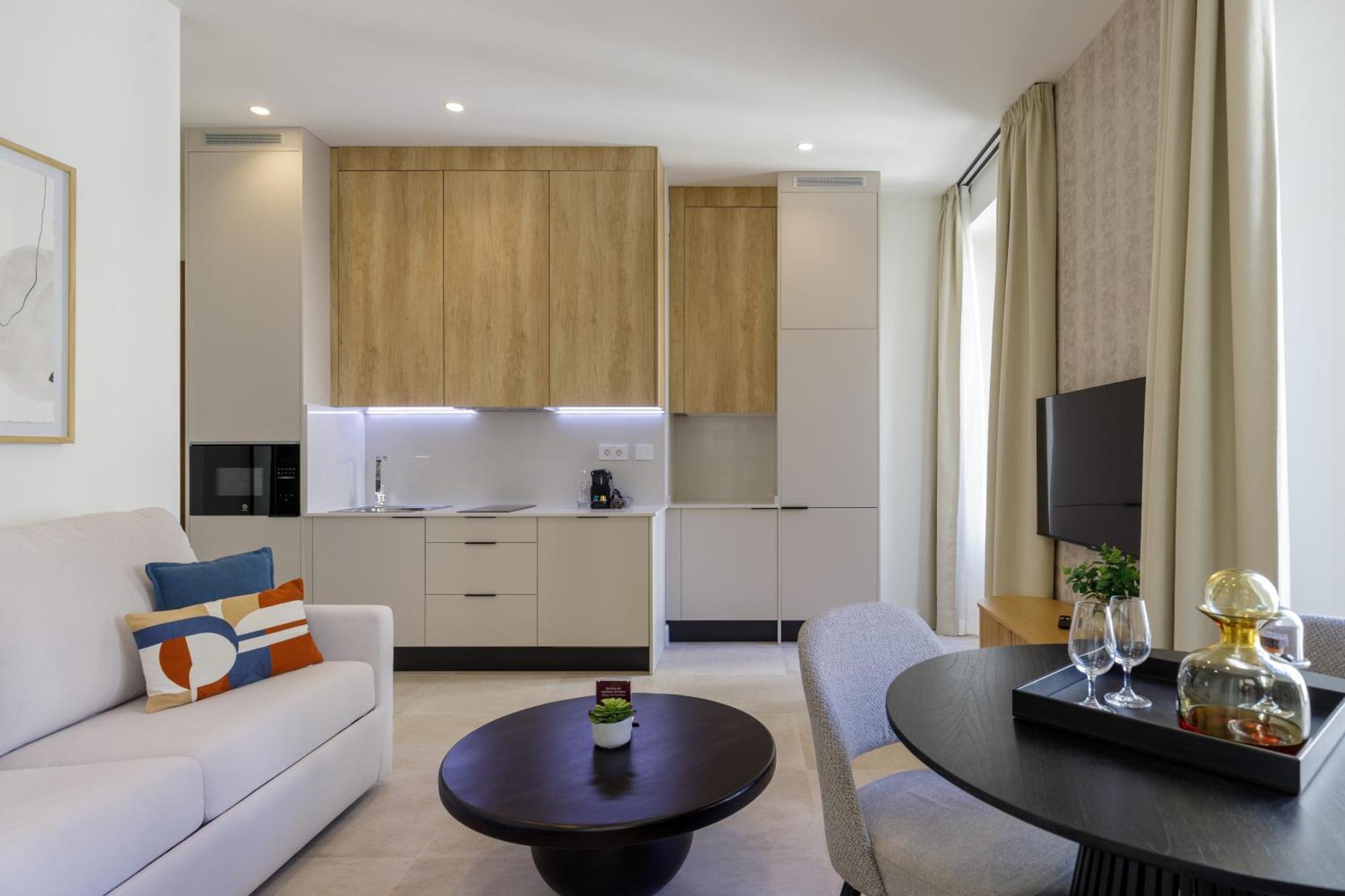 Plaza Del Siglo Suites & Boutique Apartments By Caleta Homes مالقة المظهر الخارجي الصورة